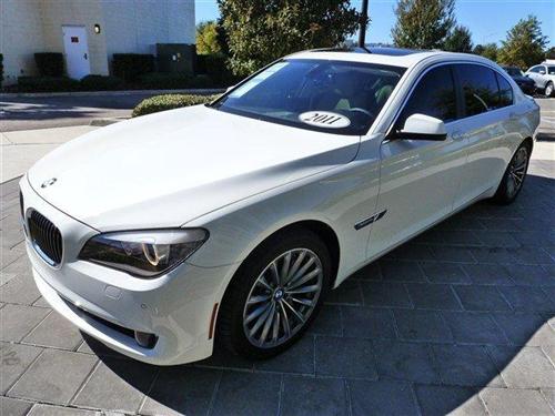 BMW 7 series 2011 photo 3