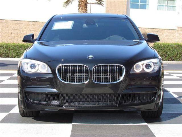 BMW 7 series 2012 photo 1