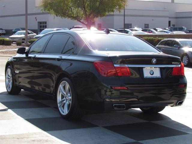 BMW 7 series 2012 photo 3