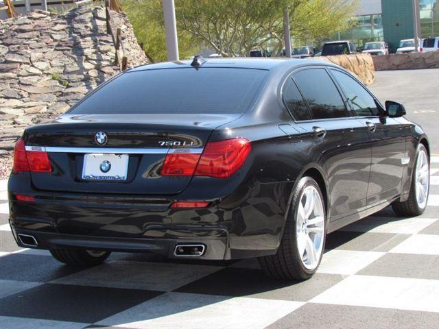 BMW 7 series 2012 photo 5