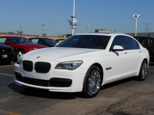 BMW 7 series 2012 photo 1