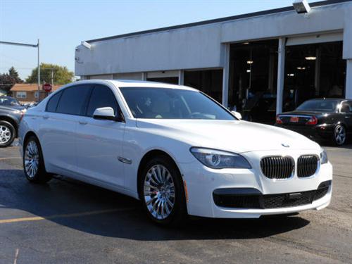 BMW 7 series 2012 photo 3