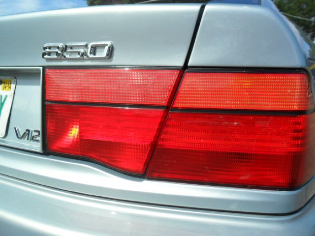 BMW 8 series 1992 photo 0