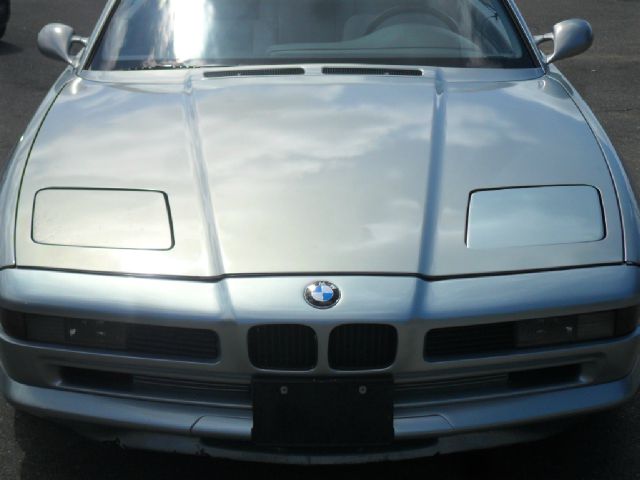 BMW 8 series 1992 photo 31