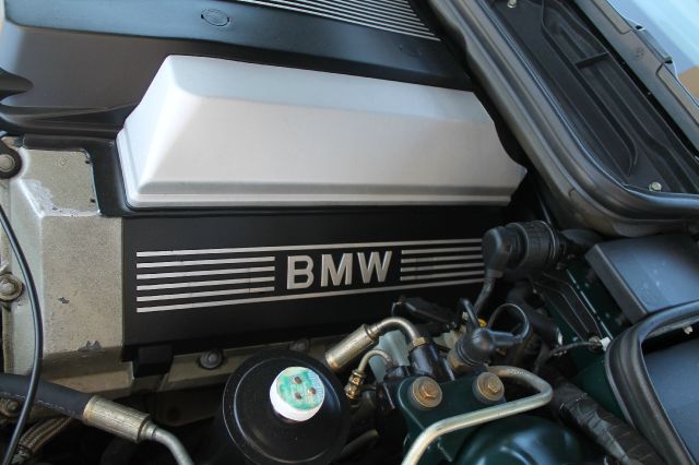 BMW 8 series 1997 photo 9