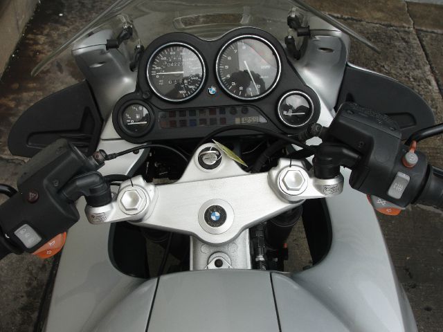 BMW K1200RS 1999 photo 2