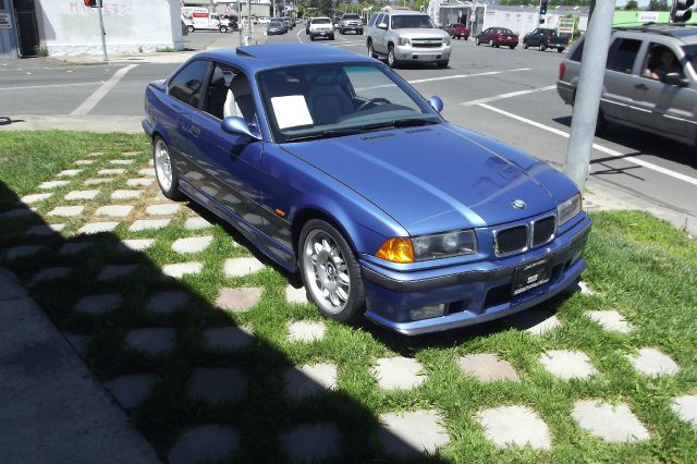 BMW M3 1998 photo 2