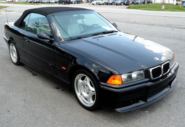 BMW M3 1999 photo 2
