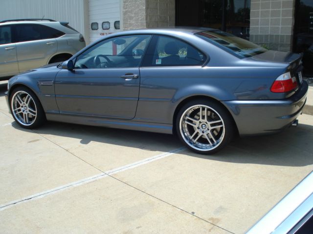 BMW M3 2002 photo 2