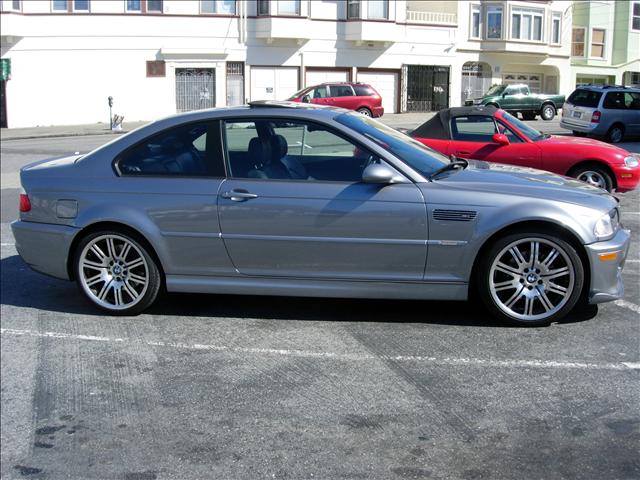BMW M3 2003 photo 2