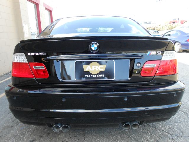BMW M3 2003 photo 4