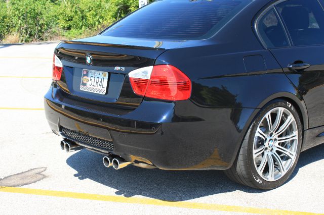 BMW M3 2008 photo 1