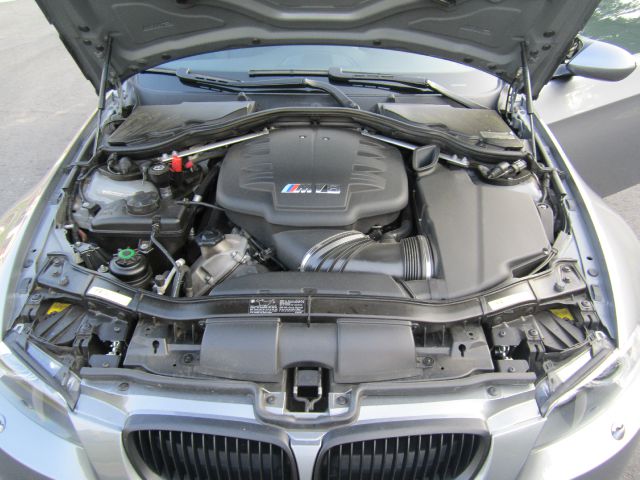 BMW M3 2008 photo 3