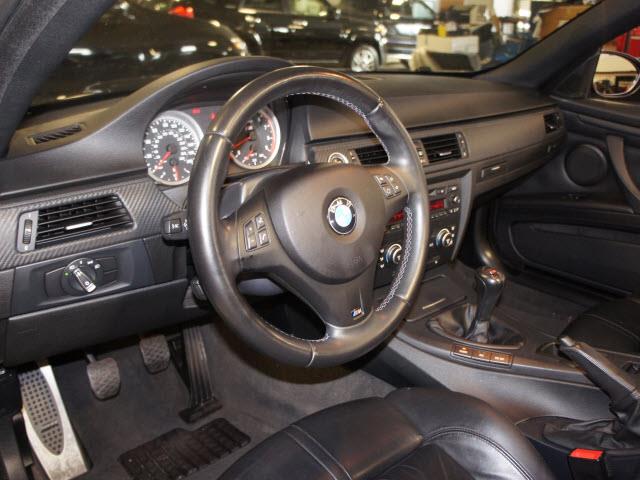 BMW M3 2009 photo 9