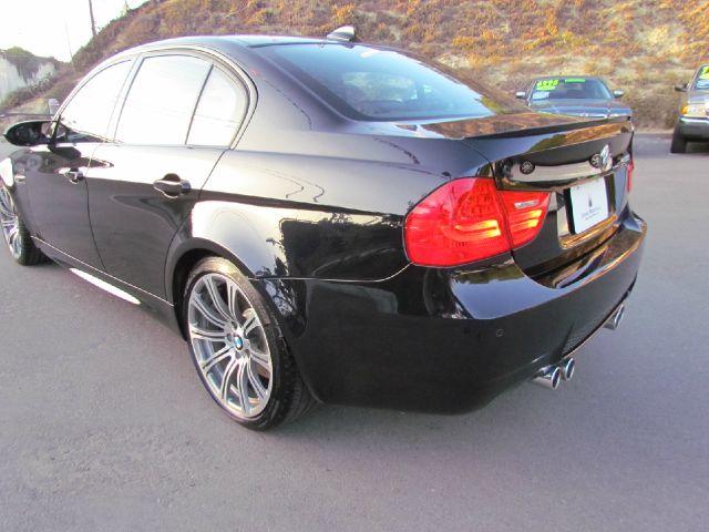 BMW M3 2011 photo 4
