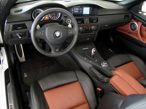 BMW M3 2011 photo 2
