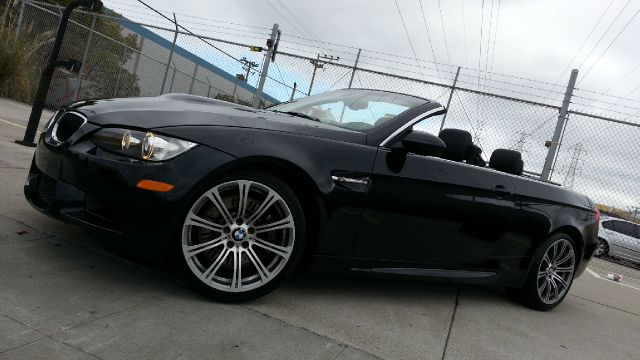 BMW M3 2011 photo 3