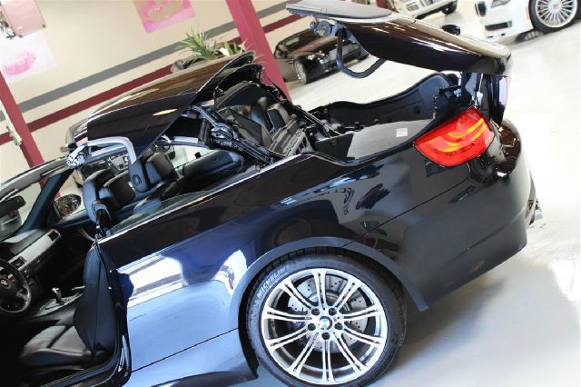 BMW M3 2011 photo 16