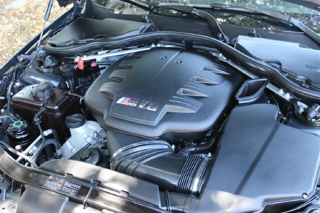 BMW M3 2011 photo 4