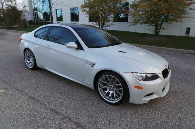 BMW M3 2012 photo 3