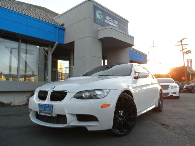 BMW M3 2013 photo 2
