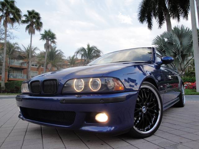 BMW M5 2001 photo 1