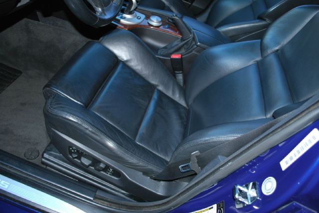 BMW M5 2006 photo 10