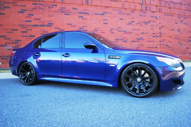 BMW M5 2006 photo 19