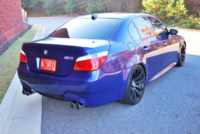 BMW M5 2006 photo 20