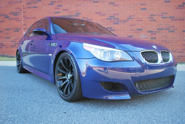 BMW M5 2006 photo 22