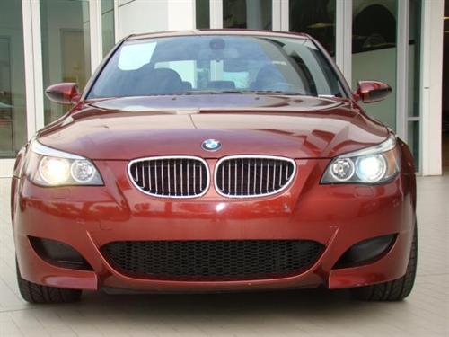 BMW M5 2006 photo 2