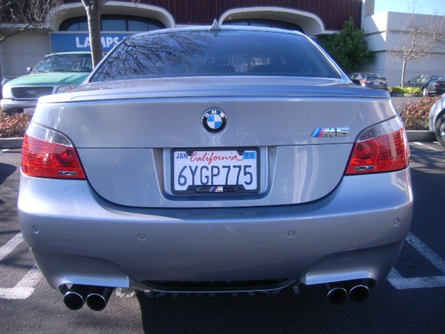BMW M5 2006 photo 2