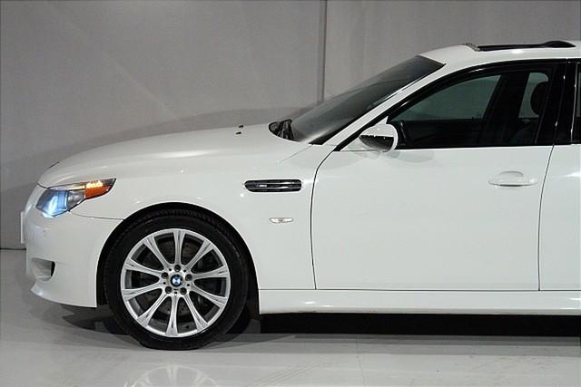 BMW M5 2006 photo 3
