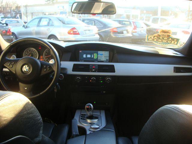 BMW M5 2006 photo 3