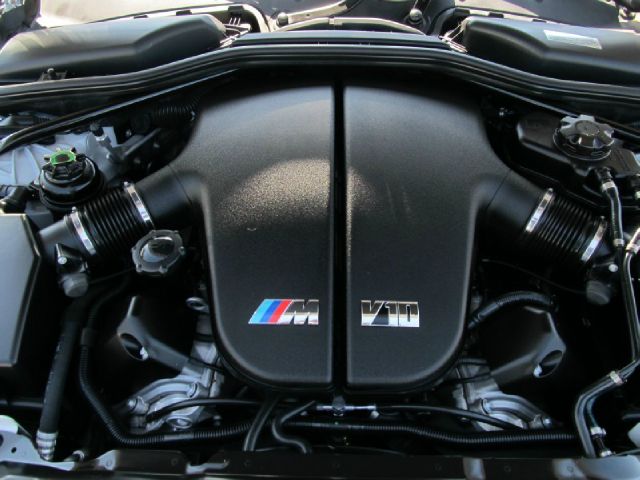 BMW M5 2006 photo 22