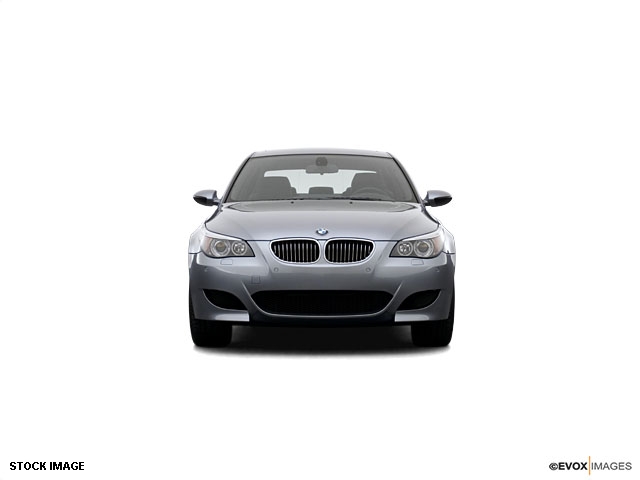 BMW M5 2006 photo 1
