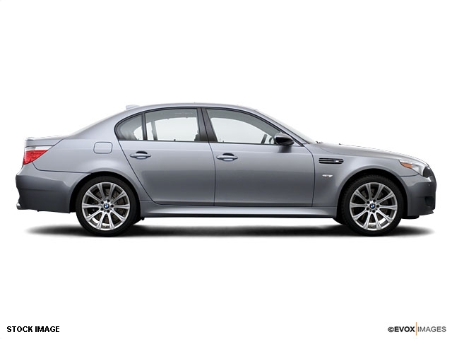 BMW M5 2006 photo 3