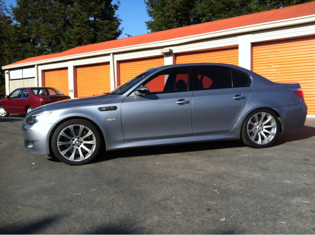 BMW M5 2006 photo 3
