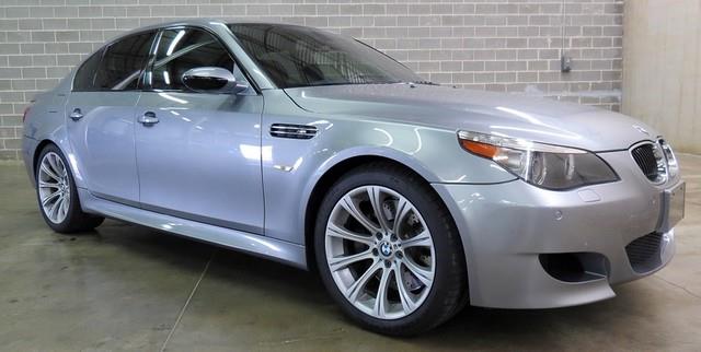BMW M5 2006 photo 2