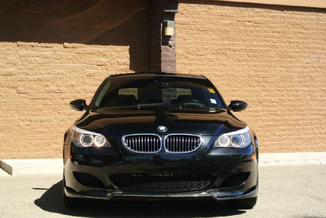 BMW M5 2008 photo 0