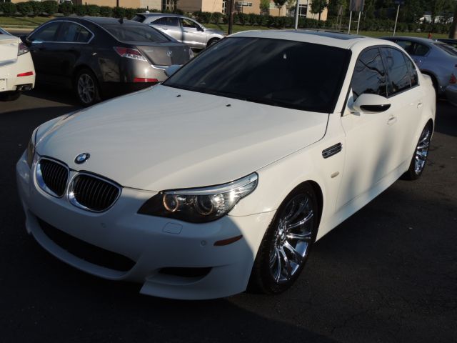 BMW M5 2008 photo 3