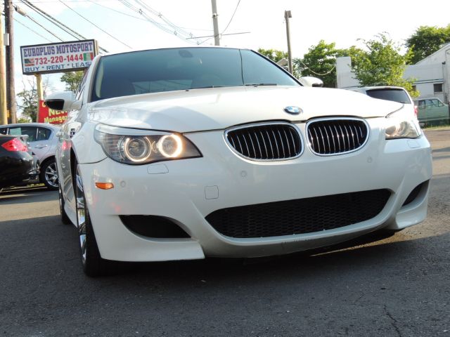 BMW M5 2008 photo 4