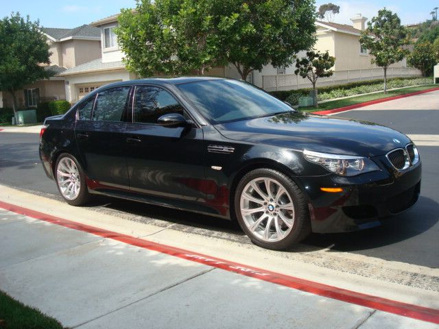 BMW M5 2008 photo 9