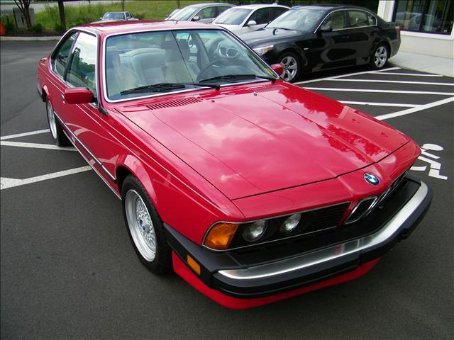 BMW M6 1987 photo 1
