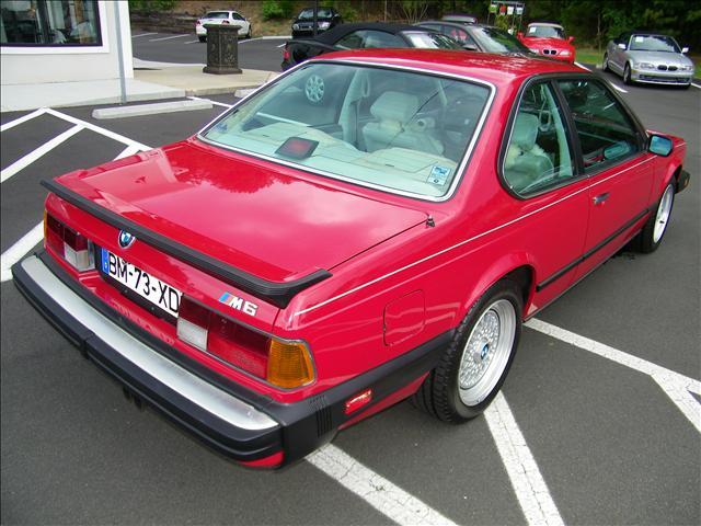 BMW M6 1987 photo 2