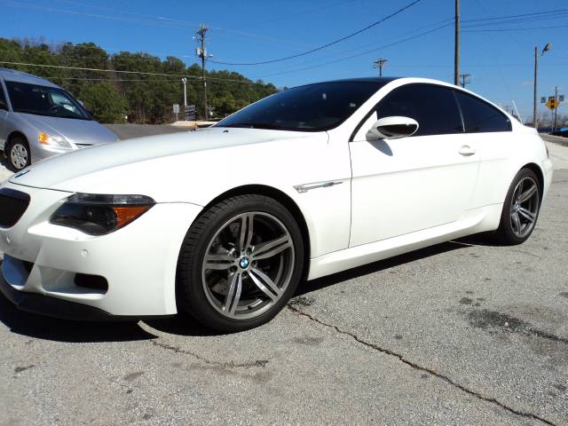 BMW M6 2006 photo 3