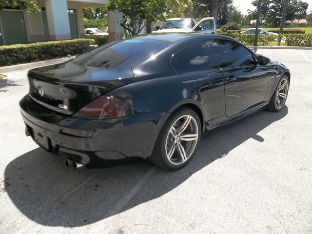 BMW M6 2007 photo 1