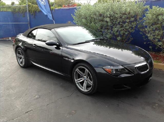 BMW M6 2007 photo 13
