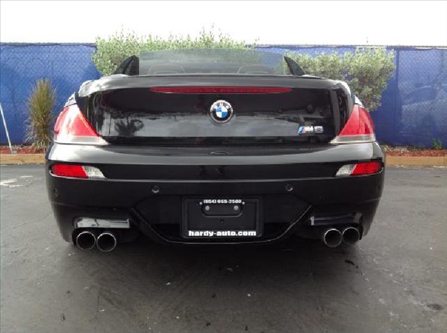 BMW M6 2007 photo 18