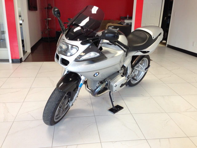 BMW R1100S 2004 photo 1